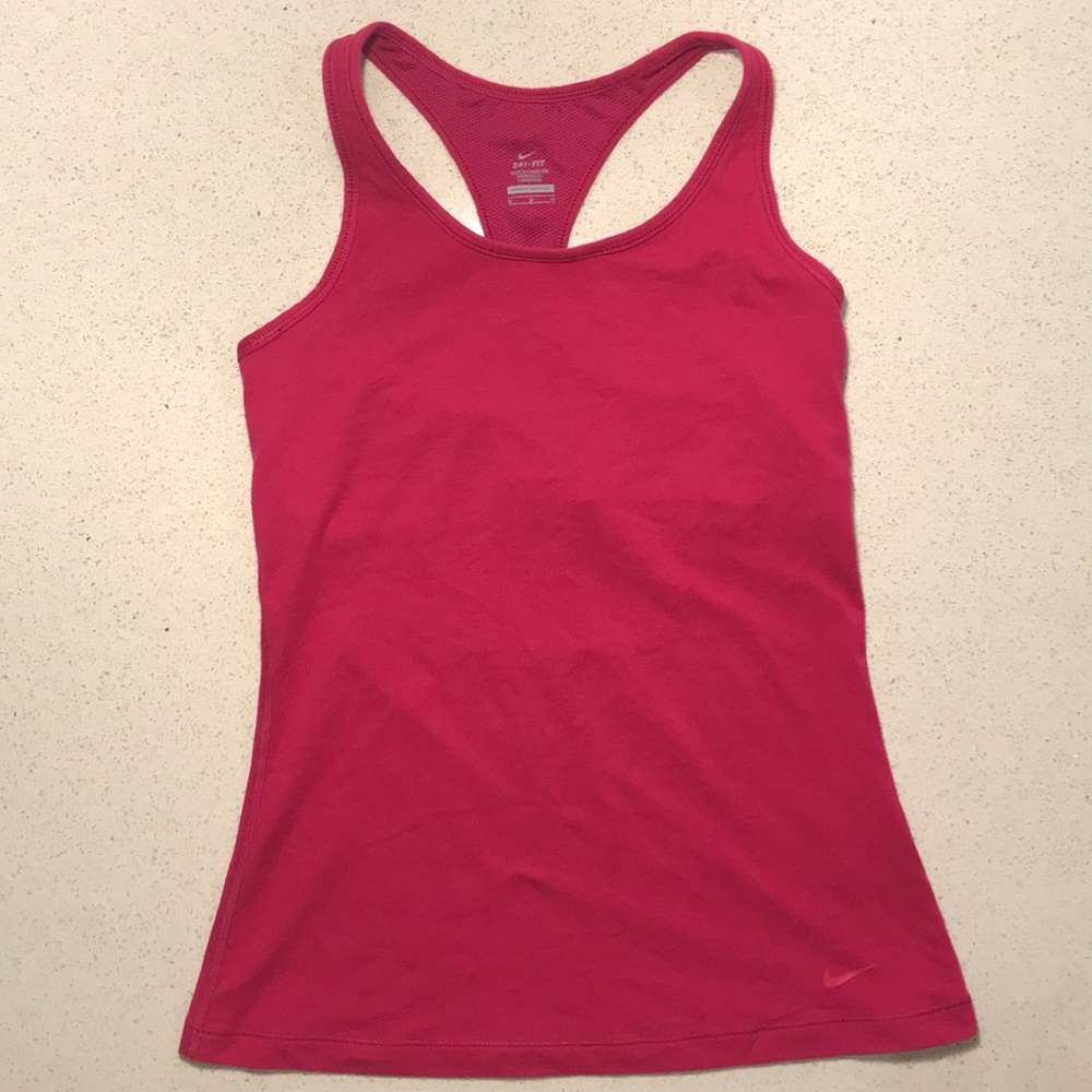 Nike Dri Fit Tank Size Medium NWOT